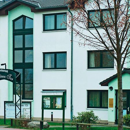 Hotel Zum Gruenen Tor Hoppegarten Extérieur photo